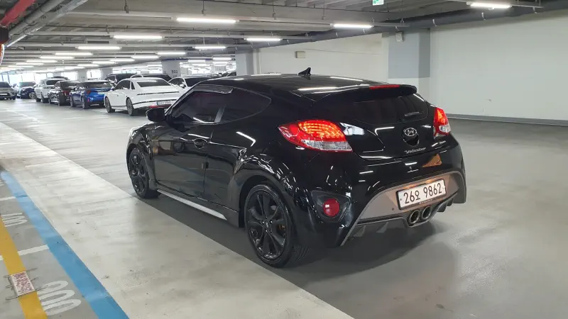 Hyundai Veloster