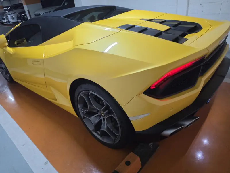 Lamborghini Huracan