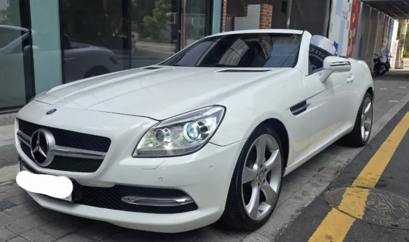 Mercedes-Benz SLK-Class