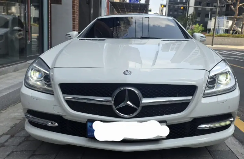Mercedes-Benz SLK-Class