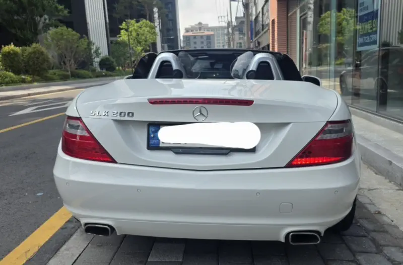 Mercedes-Benz SLK-Class