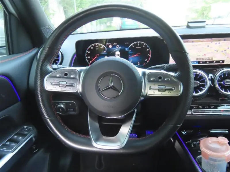 Mercedes-Benz GLB-Class