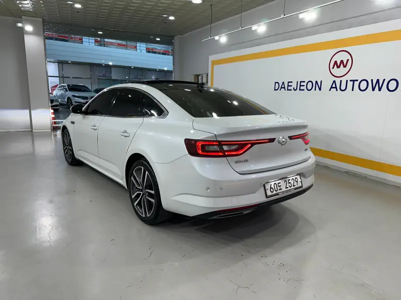 Renault Samsung SM6