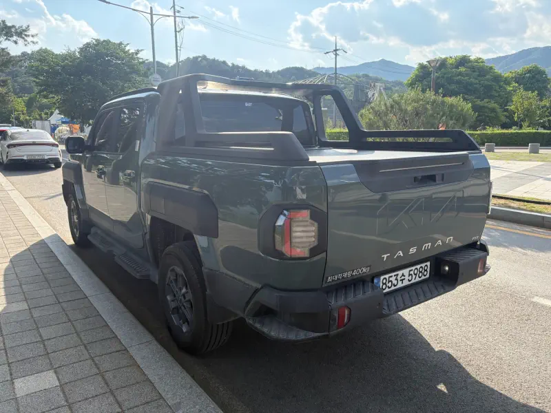 Kia Tasman