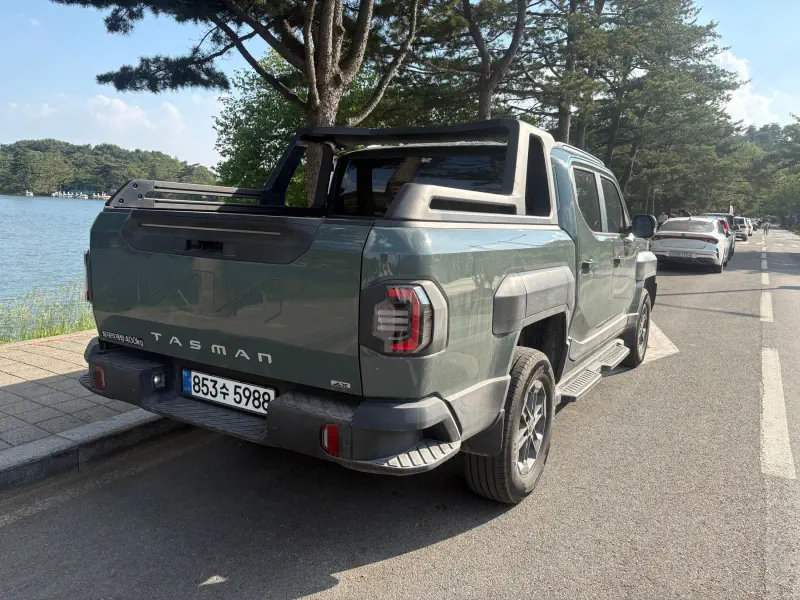 Kia Tasman
