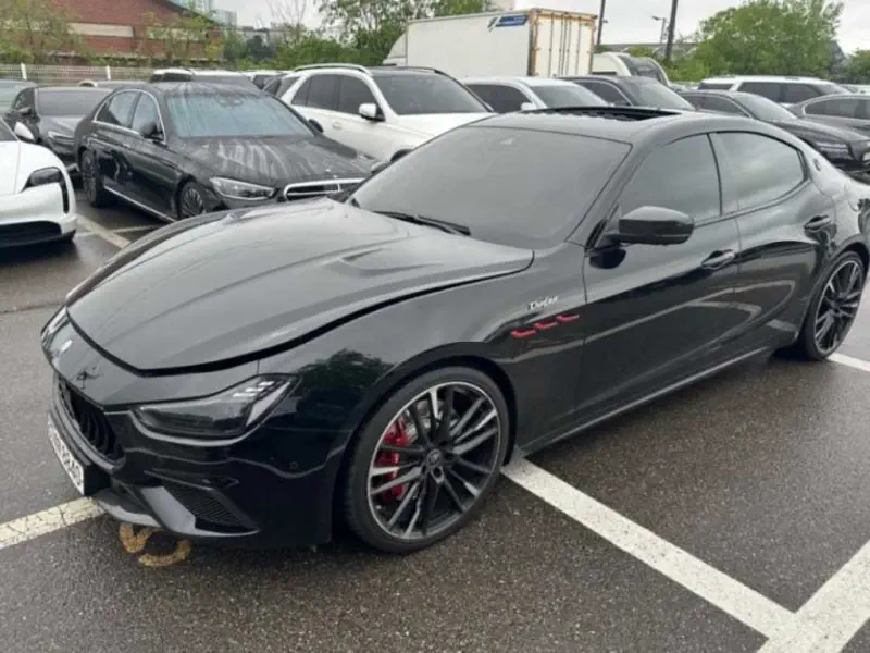 Maserati Ghibli