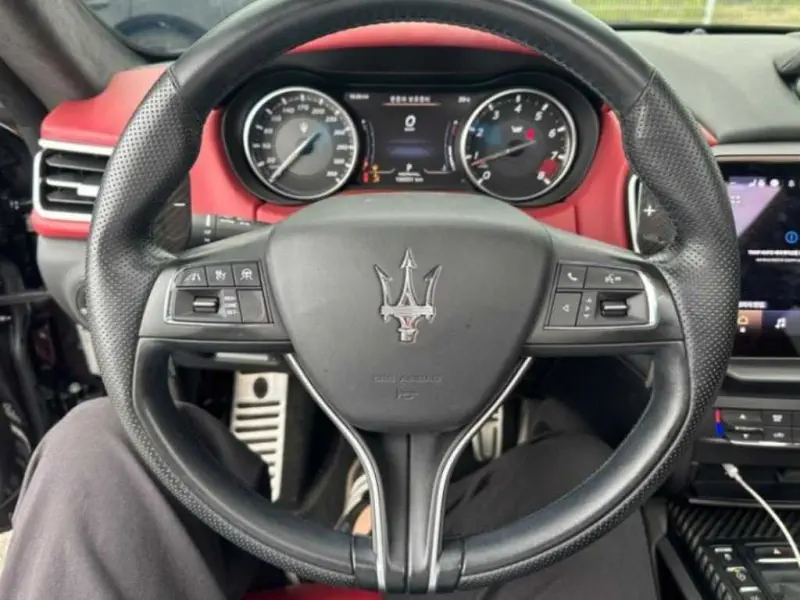 Maserati Ghibli