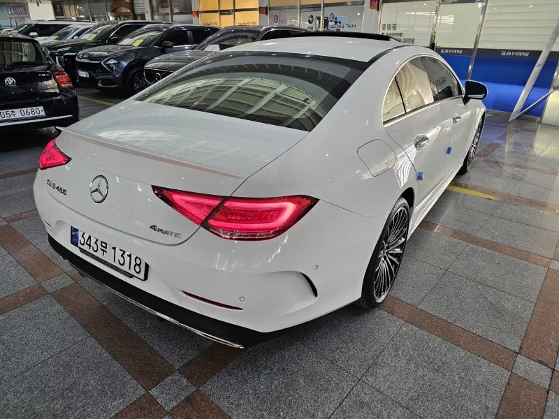 Mercedes-Benz CLS-Class