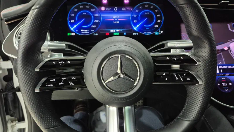 Mercedes-Benz EQS
