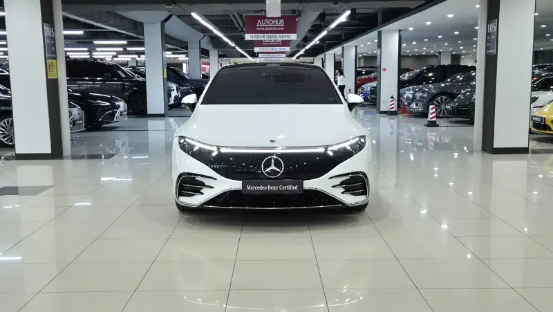 Mercedes-Benz EQS