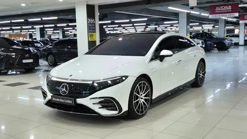 Mercedes-Benz EQS