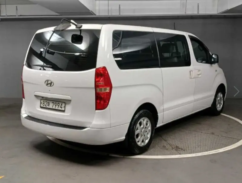 Hyundai Grand Starex