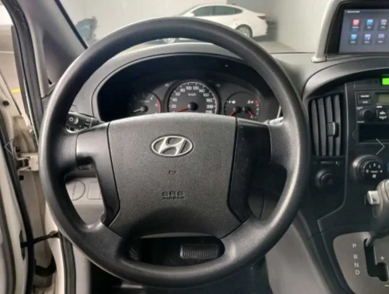 Hyundai Grand Starex