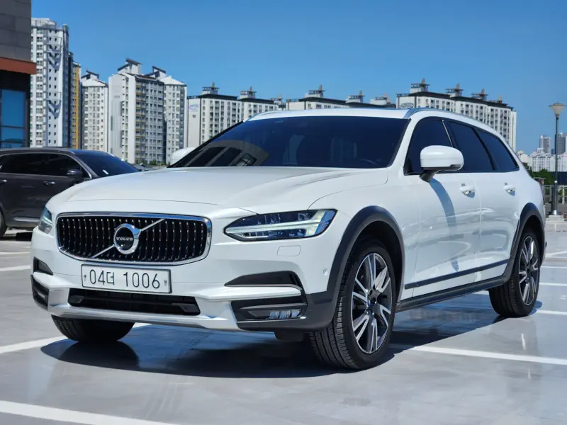 Volvo V90