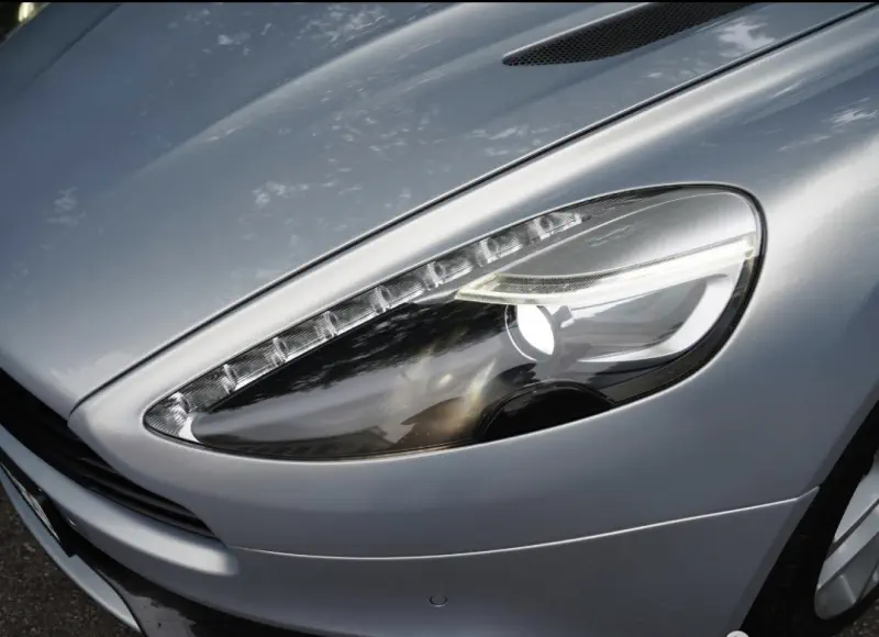 Aston Martin Vanquish