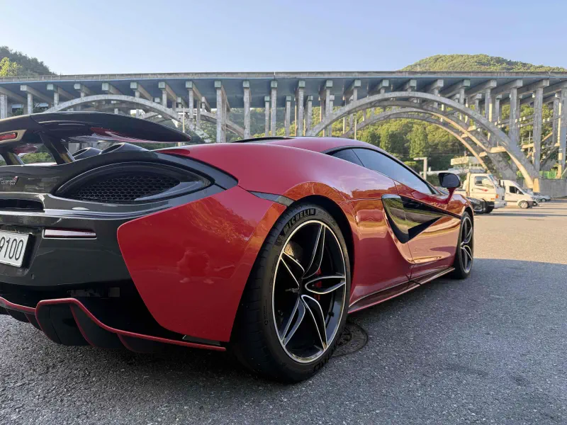 Mclaren 570S