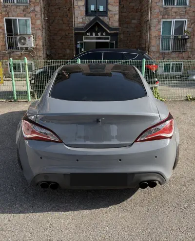 Hyundai Genesis
