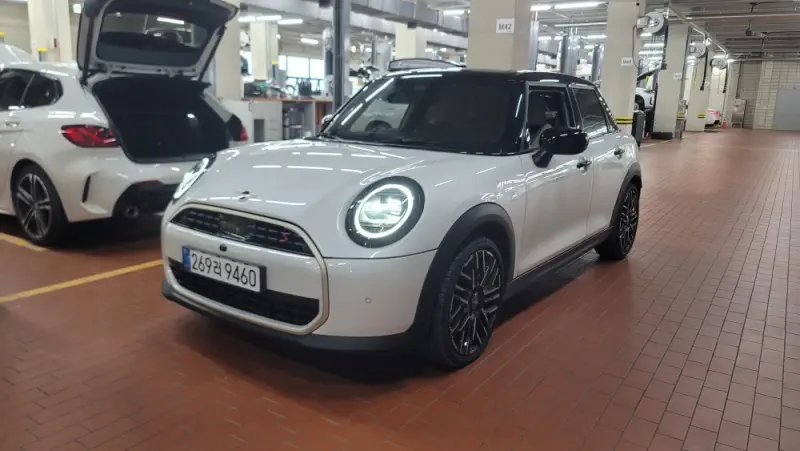 MINI Hatch