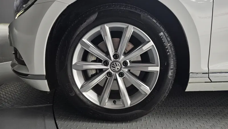 Volkswagen Passat GT