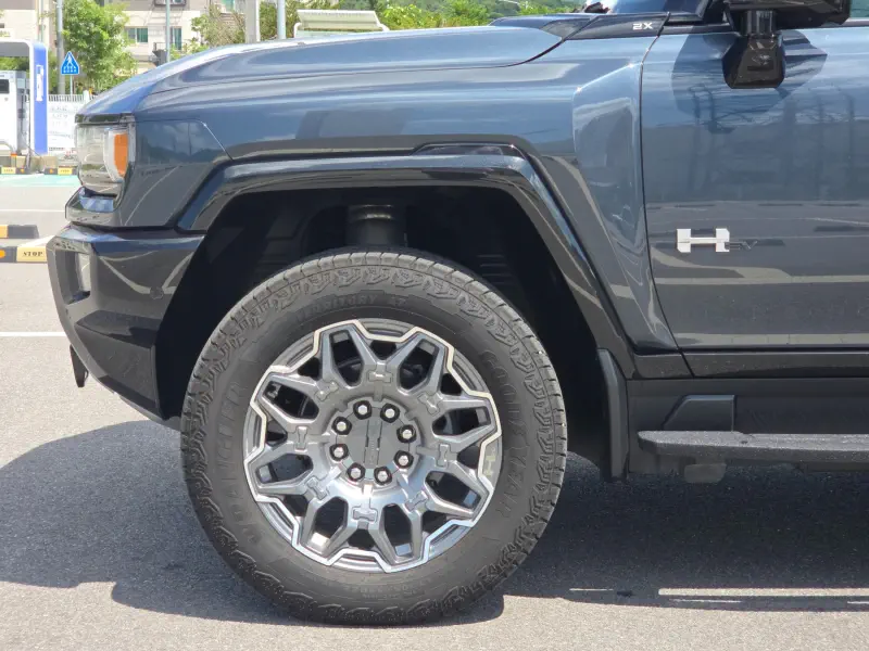 GMC Hummer EV