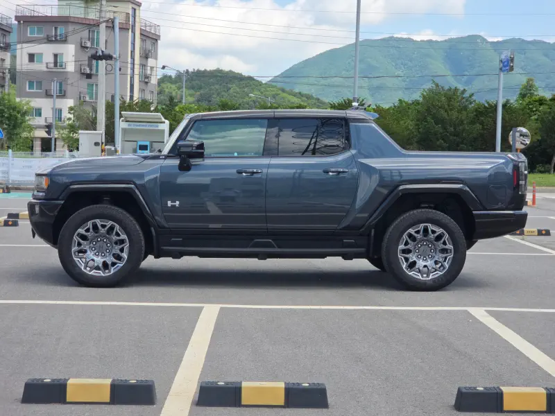 GMC Hummer EV