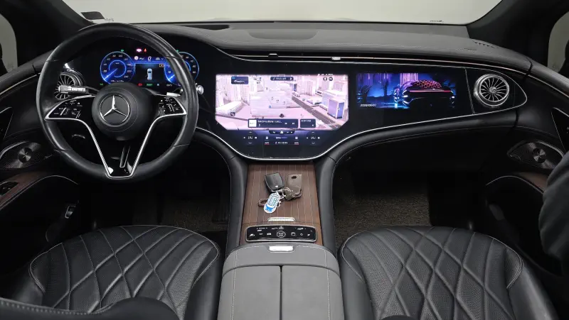 Mercedes-Benz EQS SUV