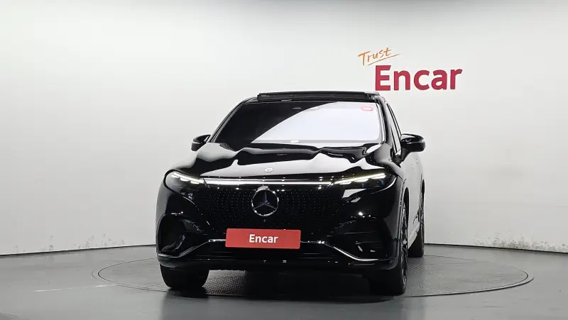 Mercedes-Benz EQS SUV