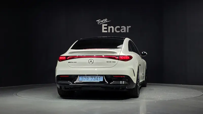 Mercedes-Benz EQE