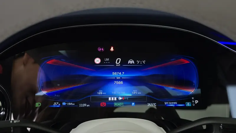 Mercedes-Benz EQE