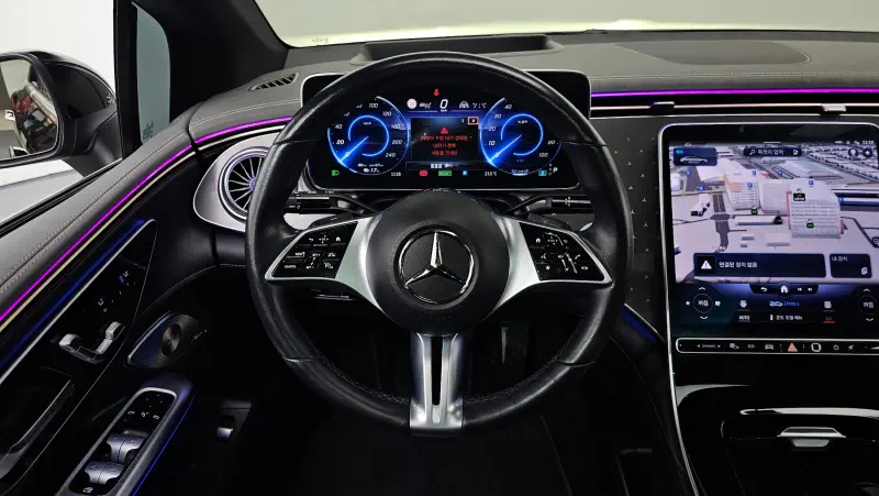 Mercedes-Benz EQE