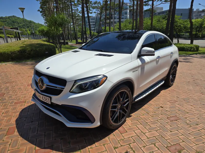 Mercedes-Benz GLE-Class
