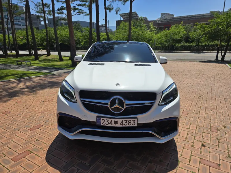 Mercedes-Benz GLE-Class