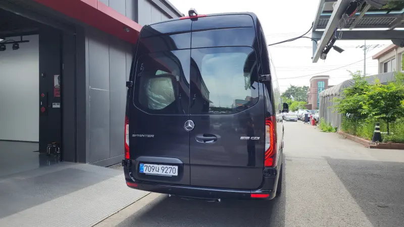 Mercedes-Benz Sprinter