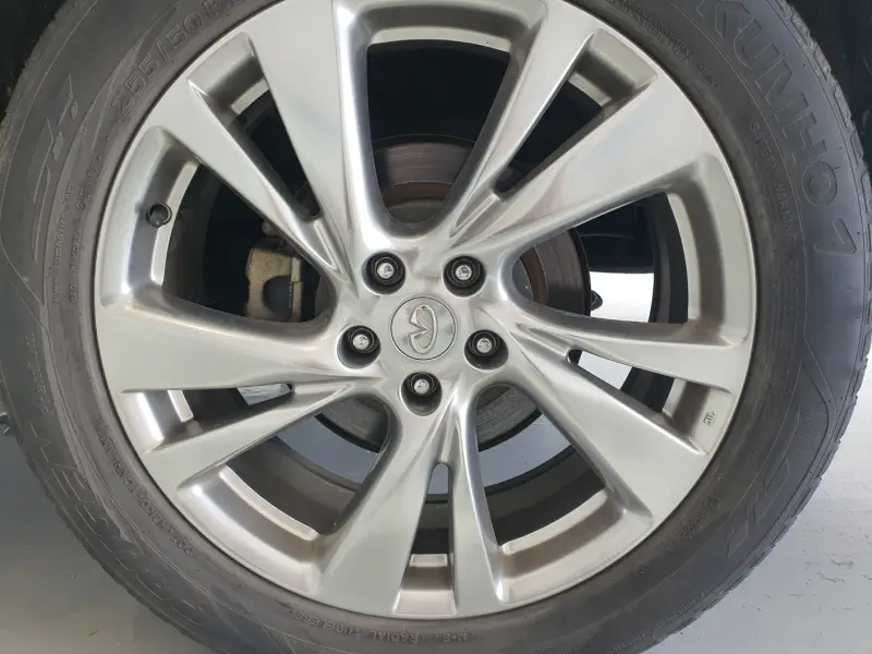 Infiniti JX35