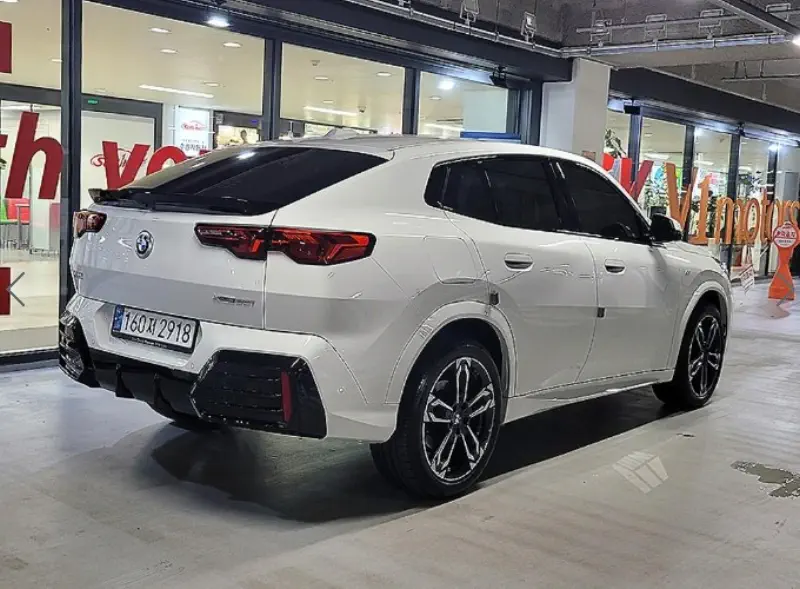 BMW X2