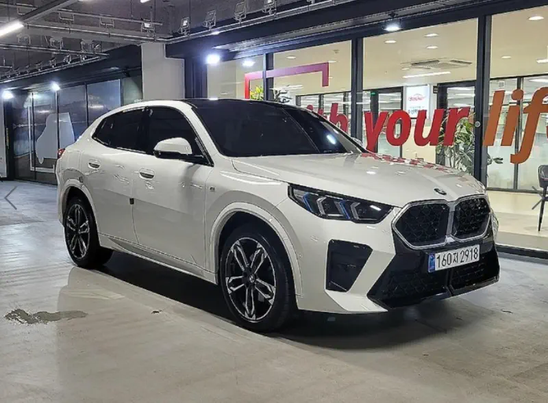 BMW X2