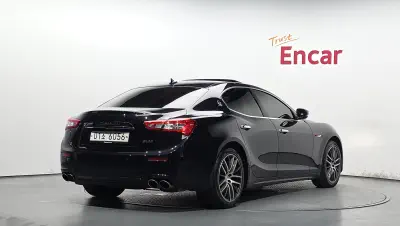 Maserati Ghibli