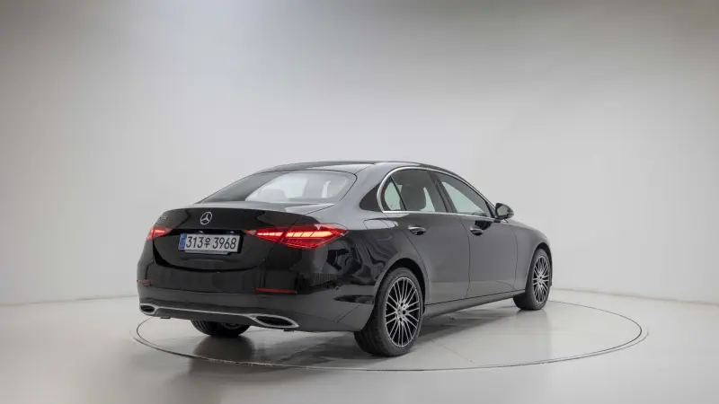 Mercedes-Benz C-Class