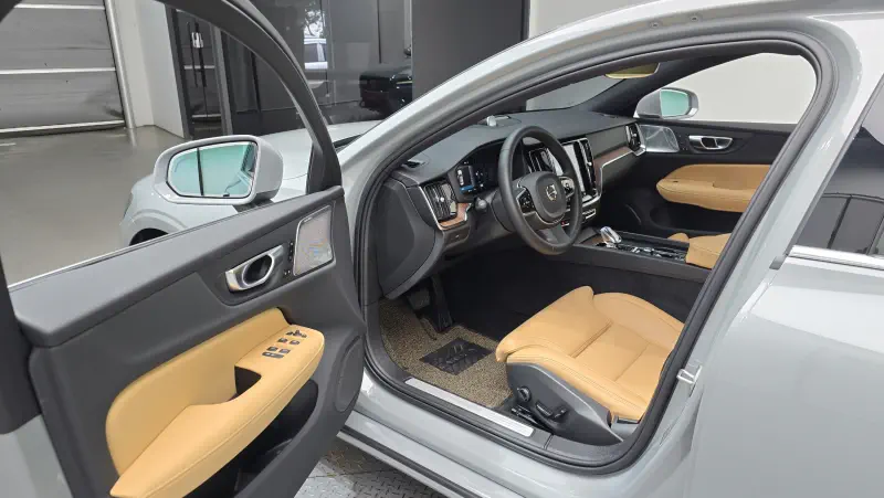 Volvo S60