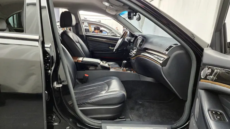 SsangYong Chairman W