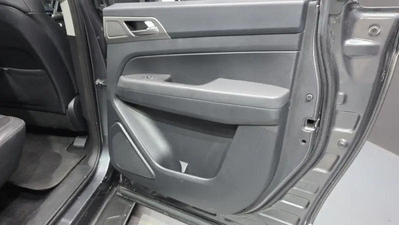SsangYong Rexton Sports