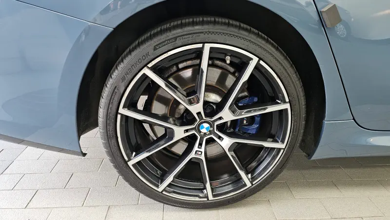 BMW 8-Series