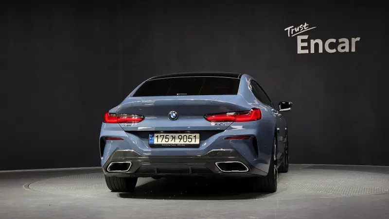 BMW 8-Series