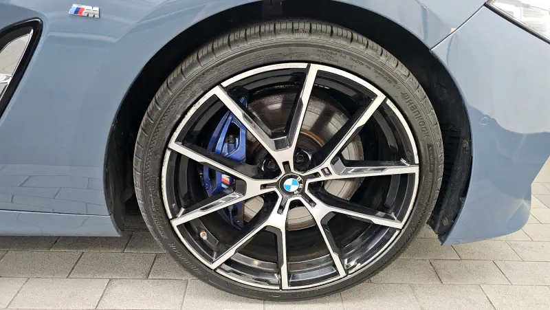 BMW 8-Series