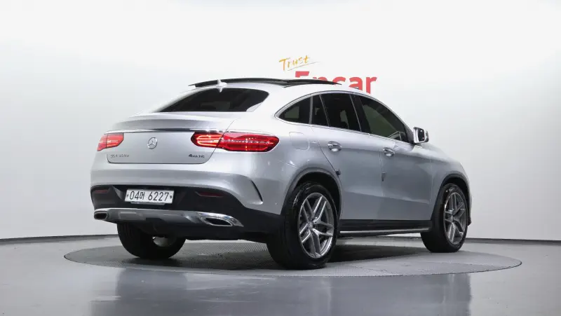 Mercedes-Benz GLE-Class