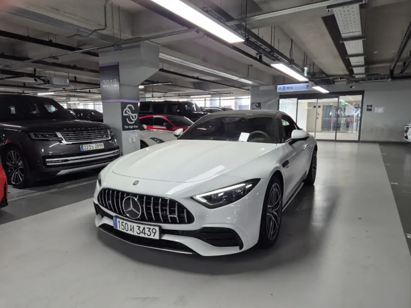 Mercedes-Benz SL-Class