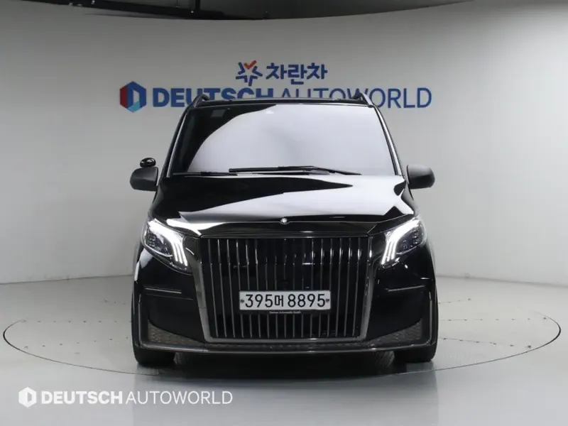 Mercedes-Benz V-Class