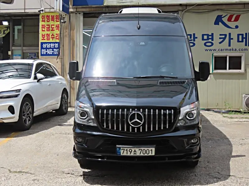 Mercedes-Benz Sprinter