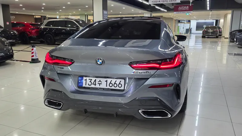 BMW 8-Series