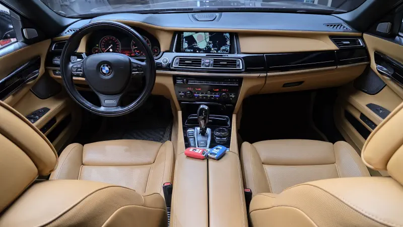 BMW 7-Series